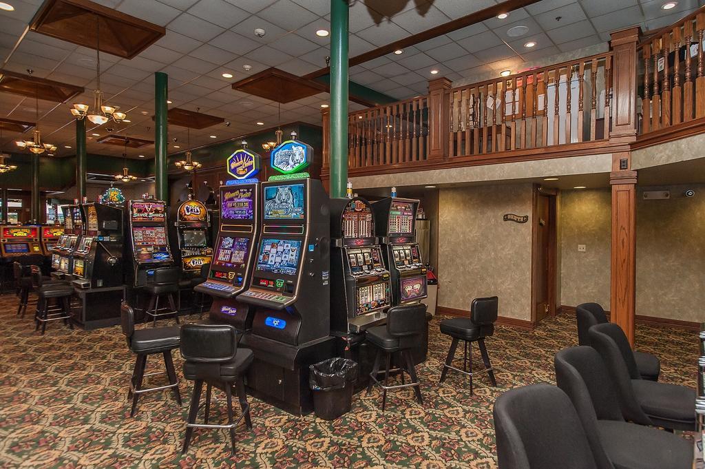 Hickok'S Hotel And Gaming Дедууд Екстериор снимка