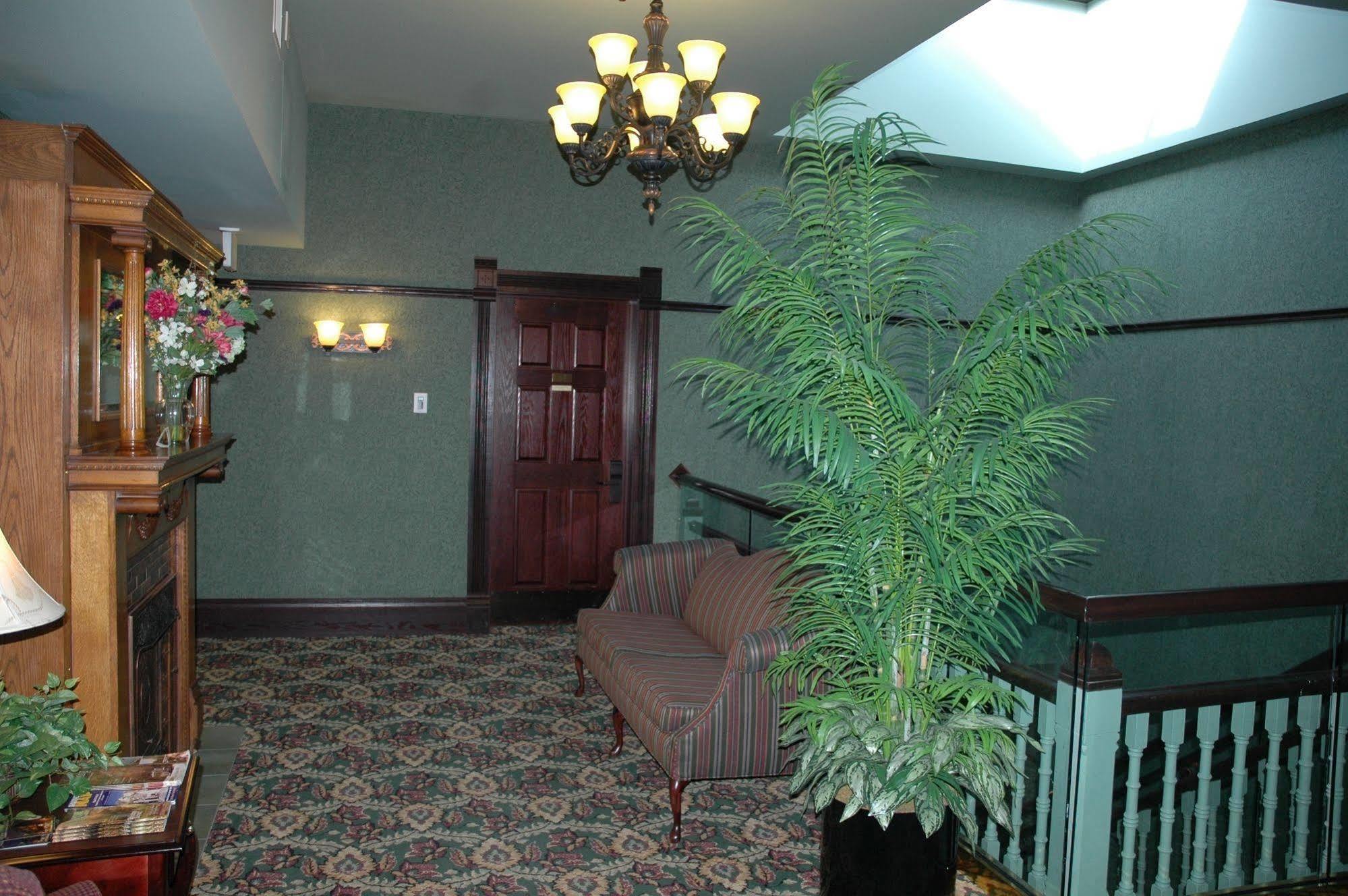 Hickok'S Hotel And Gaming Дедууд Екстериор снимка